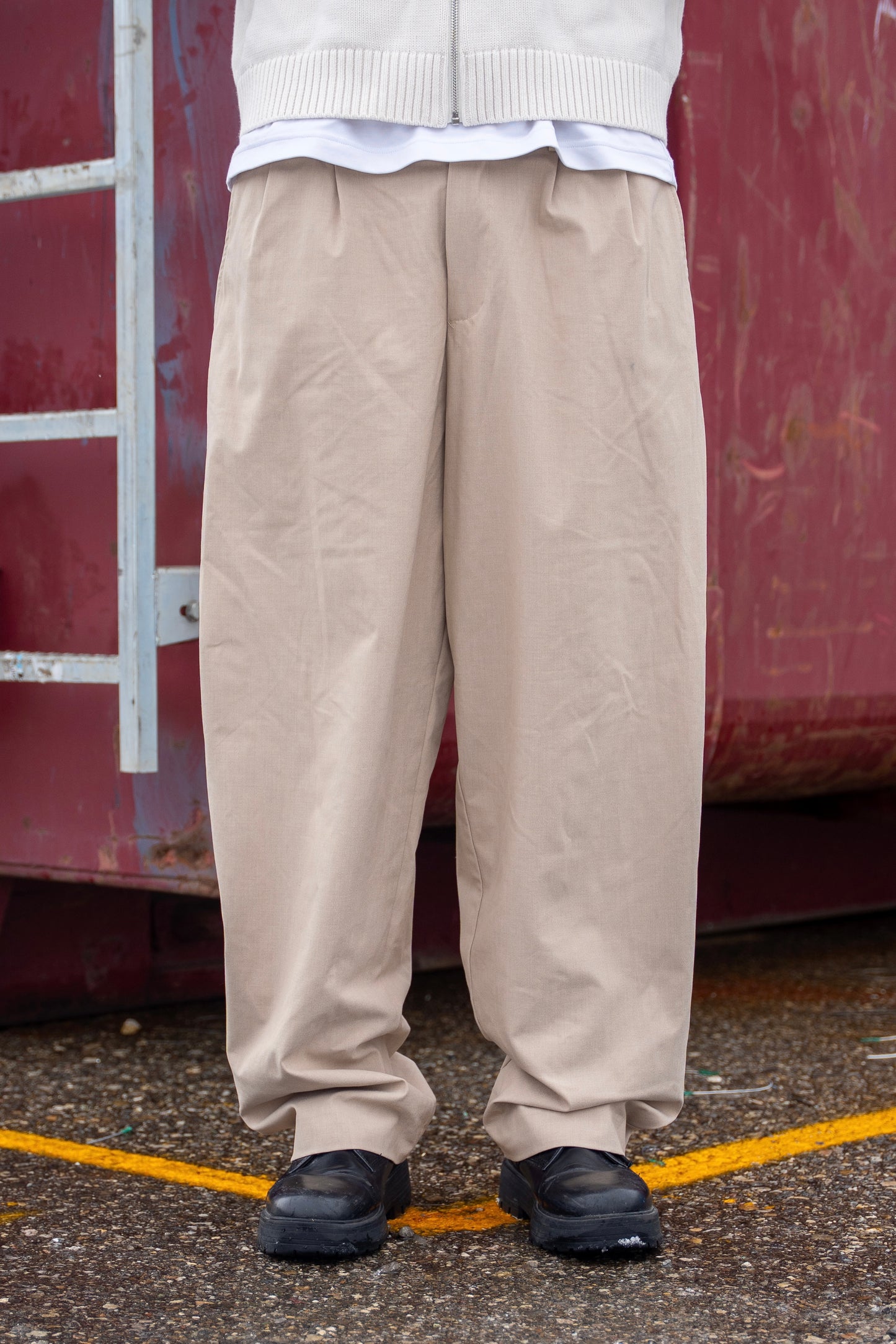 Pleated Beige Trousers
