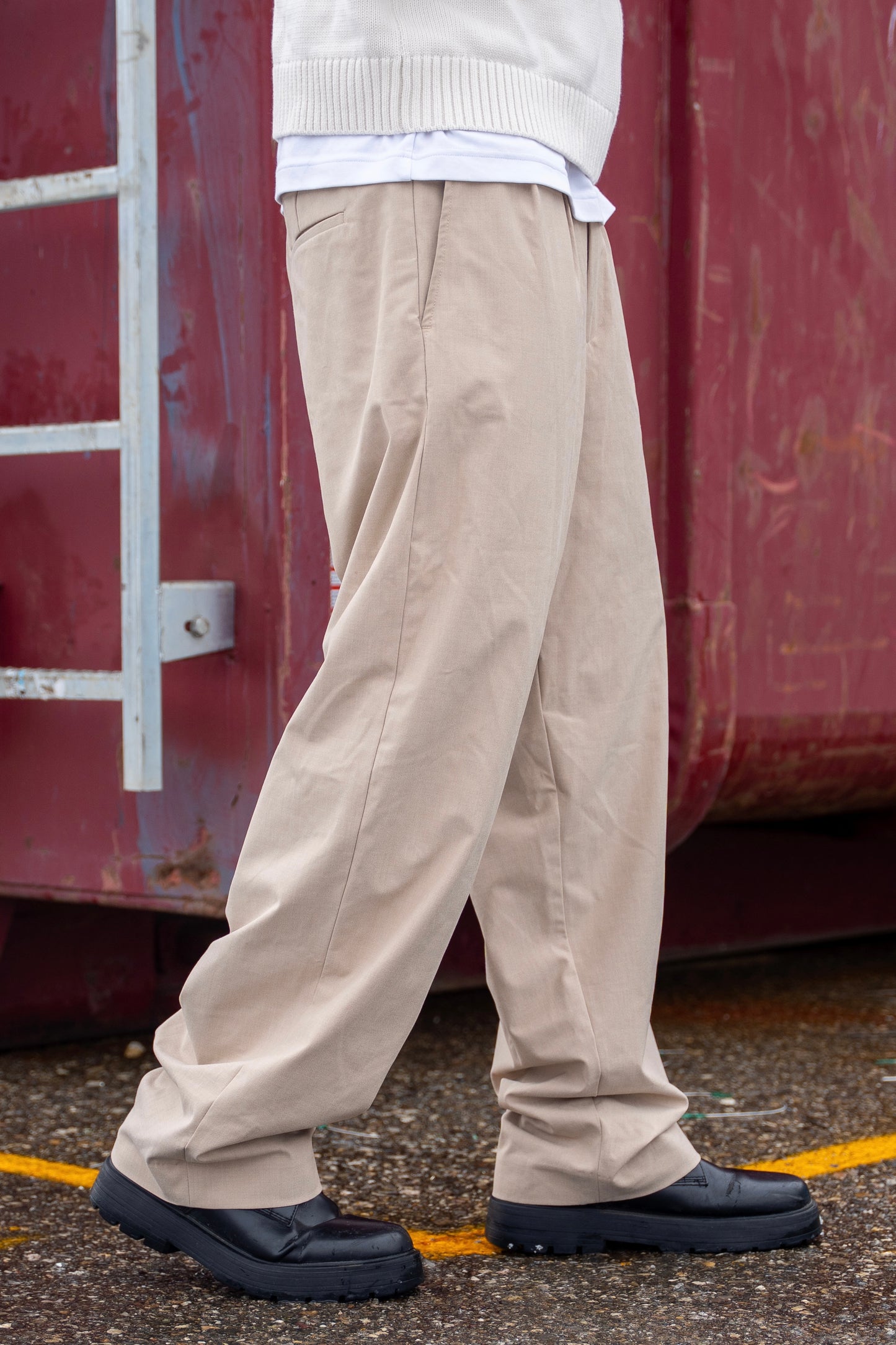 Pleated Beige Trousers